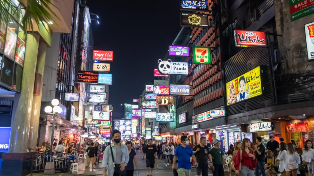 Silom-neighborhood-03-1024x576