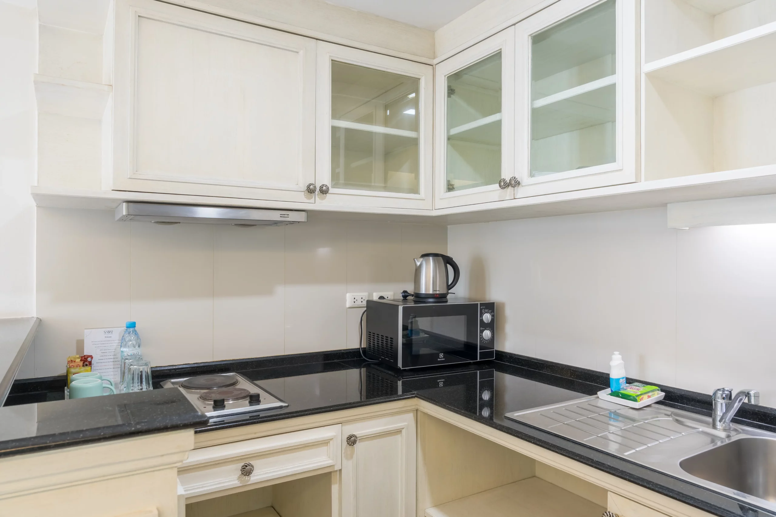 Fam 4 Suite at Sabai Sathorn Service Apartments-03