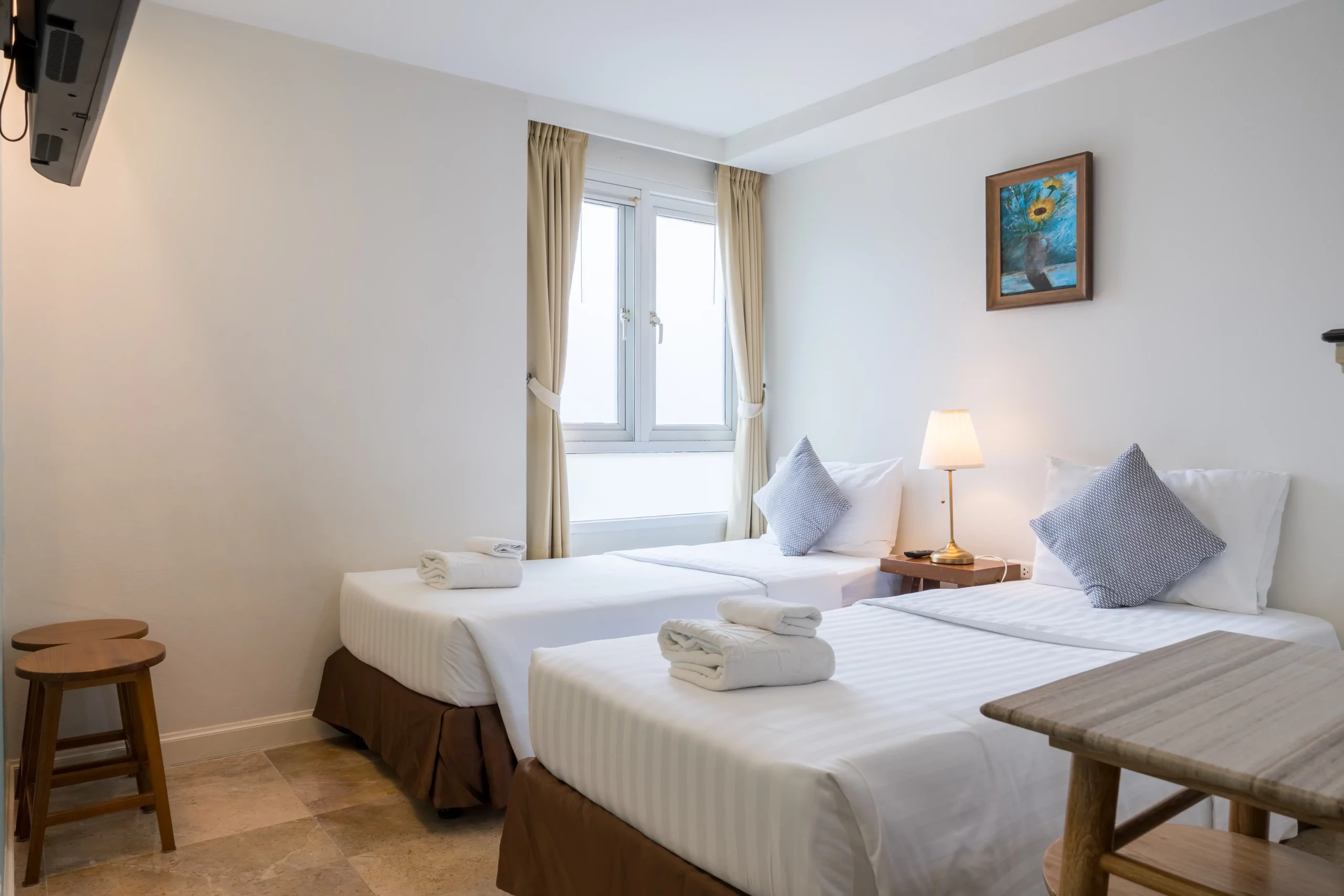 Fam 4 Suite at Sabai Sathorn Service Apartments-04