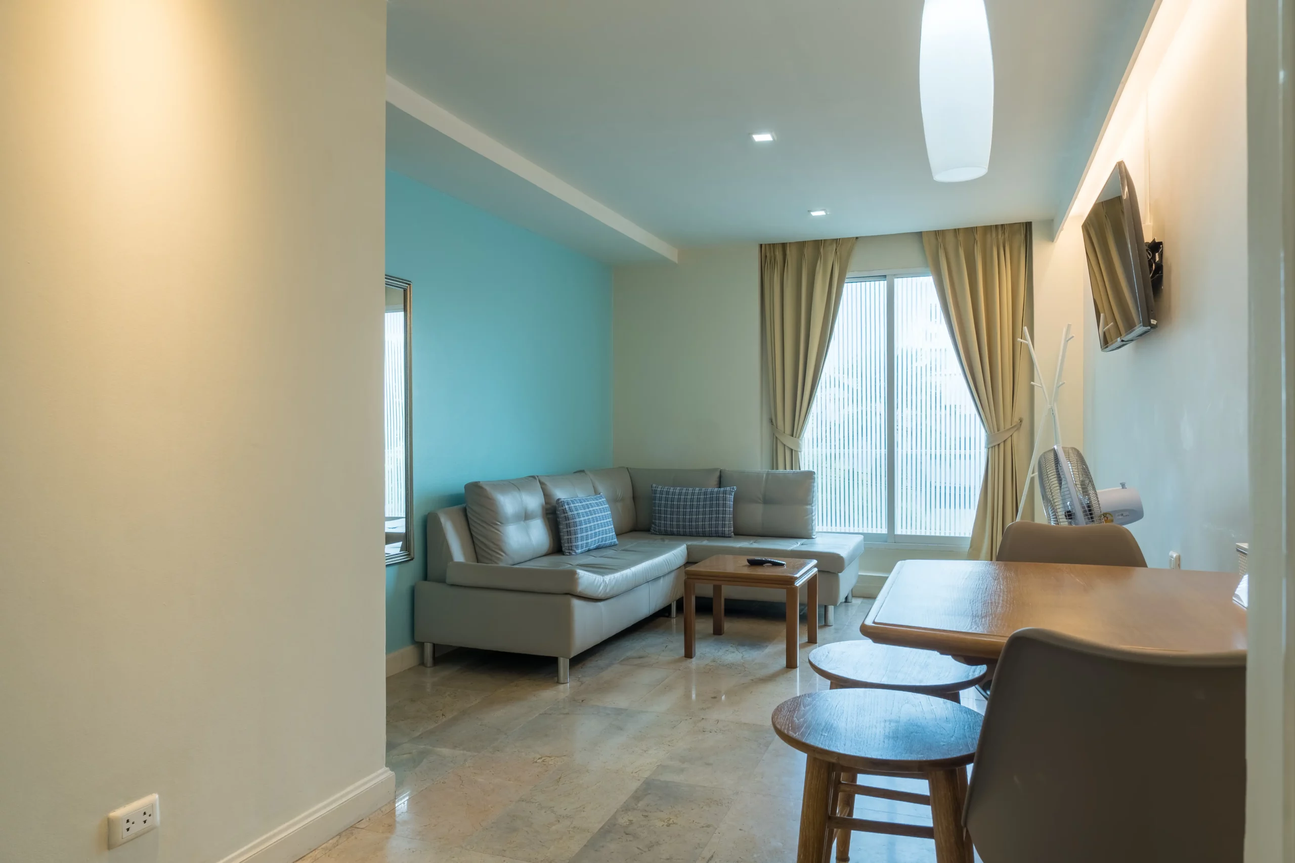 Two bedroom two bathroom service apartment in Silom, Bangkok-01