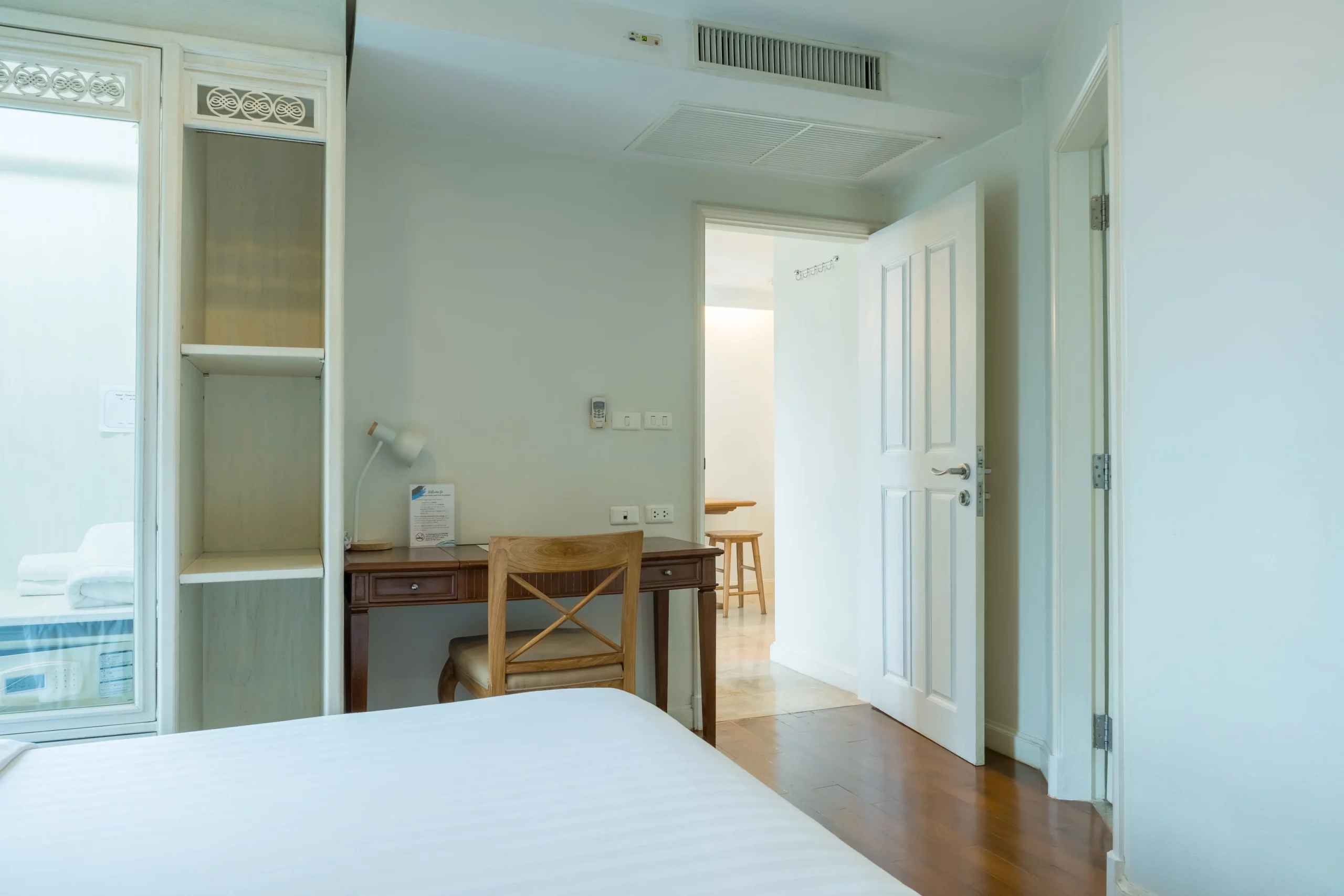 Two bedroom two bathroom service apartment in Silom, Bangkok-010