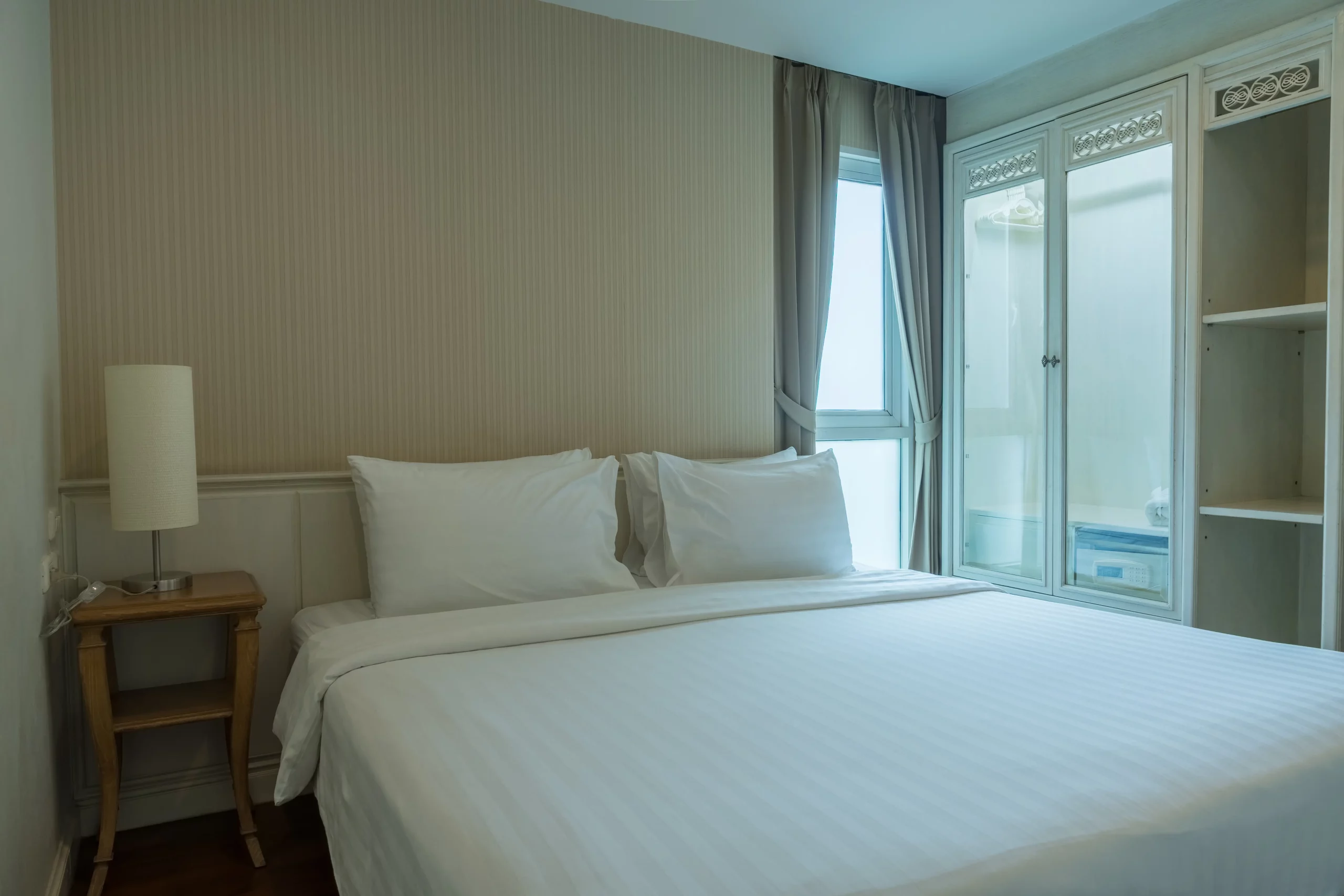 Two bedroom two bathroom service apartment in Silom, Bangkok-011