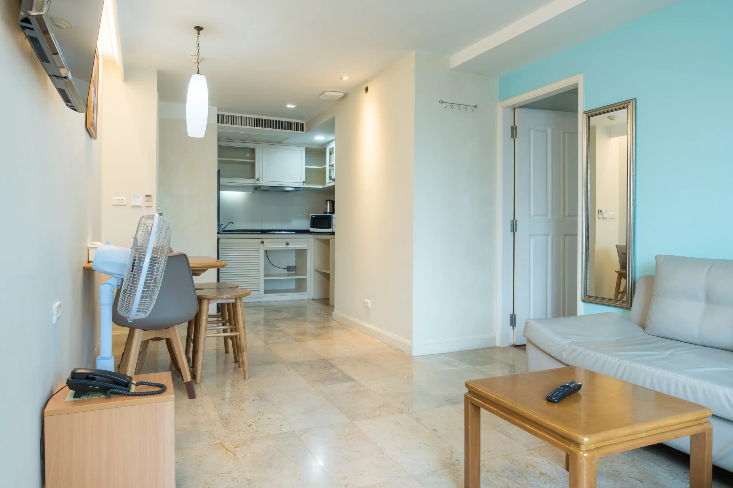 Two bedroom two bathroom service apartment in Silom, Bangkok-014